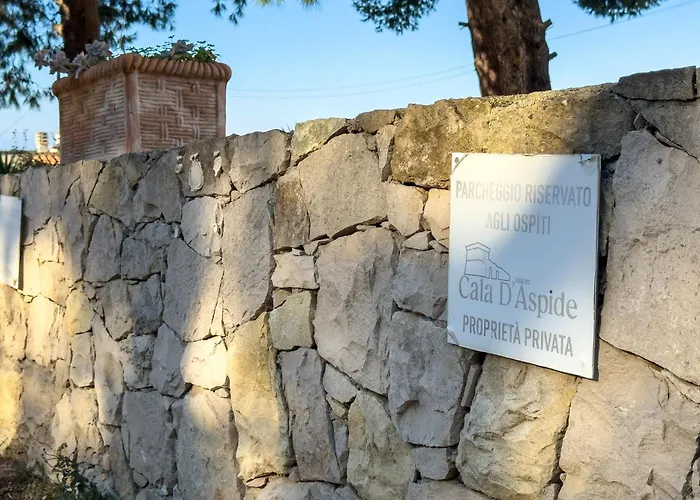 Cala D'aspide Santa Caterina (Lecce)